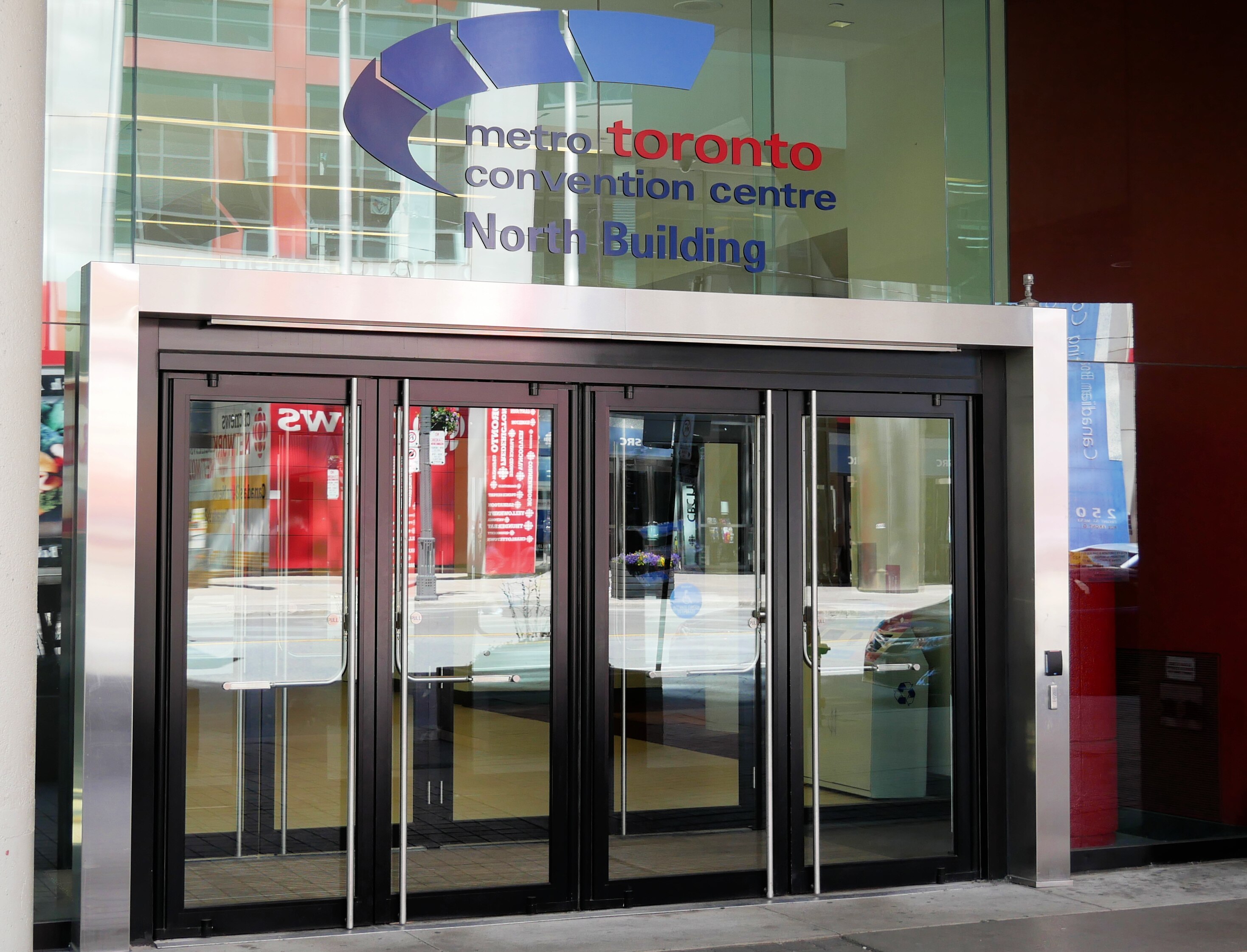 STANLEY Balanced Doors STANLEY Access Technologies   Balanced Toronto Metro Centre.JPG